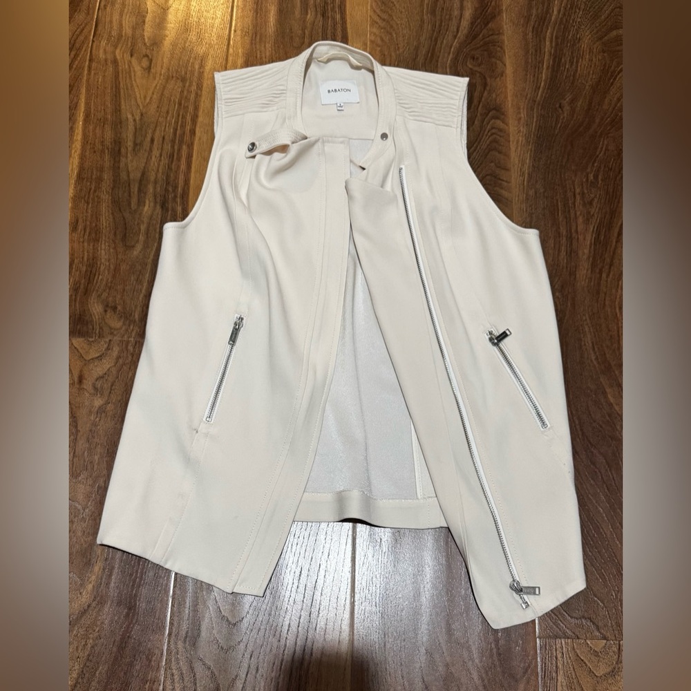 Babaton structured vest
